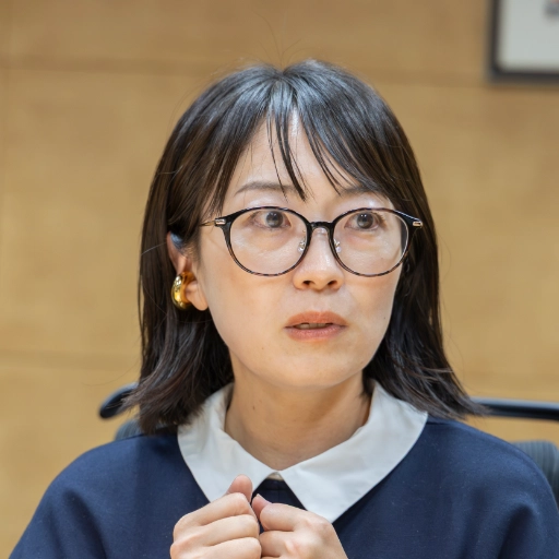 小髙 美穂（キュレーター）